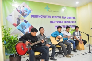 Peningkatan Mental dan Spiritual Karyawan _1